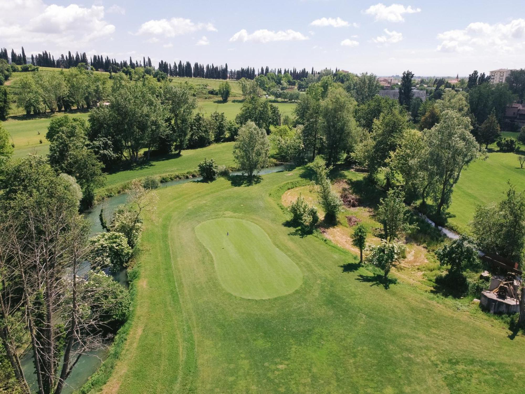 Locanda Golf Musella San Martino Buon Albergo Exterior foto
